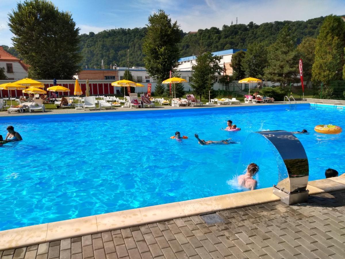 Pension Aquaris Hotel ซิวิโชอารา ภายนอก รูปภาพ
